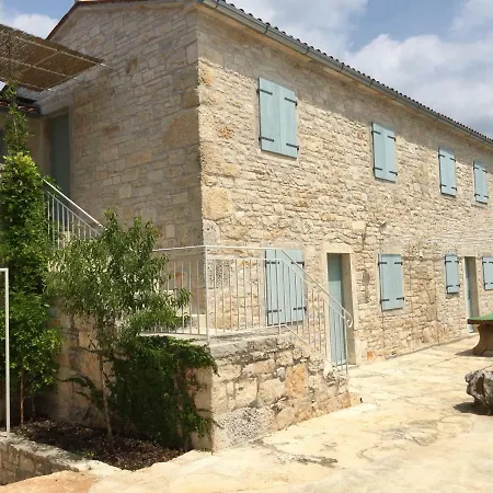 Arbalovija 1